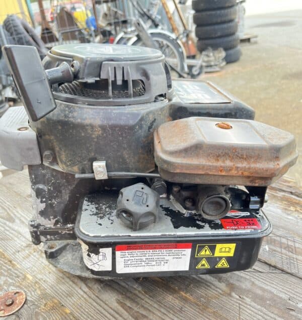 Briggs & Stratton Sprint 375 - Purkukolmio.fi